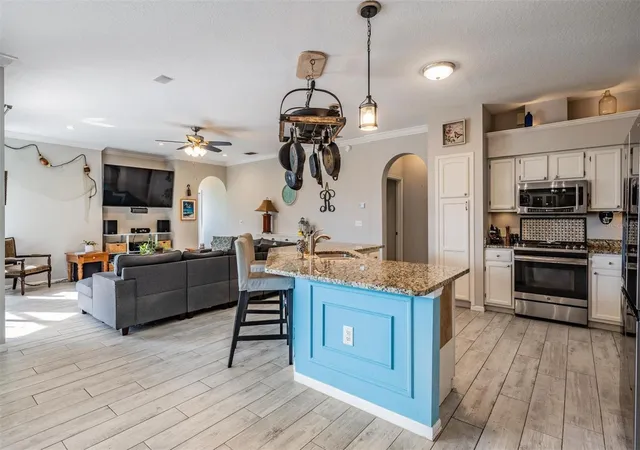4th image of 15922 Muirfield Dr, Odessa, FL 33556 | MLS# TB8497721
