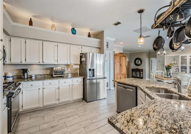 5th image of 15922 Muirfield Dr, Odessa, FL 33556 | MLS# TB8497721