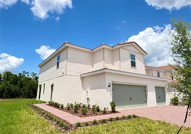 Photo 2 of Townhouse for sale at 564 Bay Leaf Dr, Kissimmee, FL 34759 | MLS# TB8497730 | Listing updated on 2026-06-19