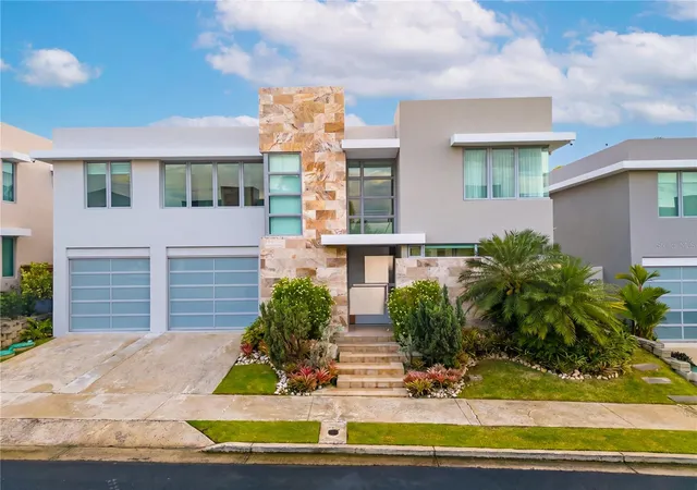 Homes for sale in San Juan, PR | 70 Calle Aquamarina, San Juan, PR 00926 | MLS# PR9120631