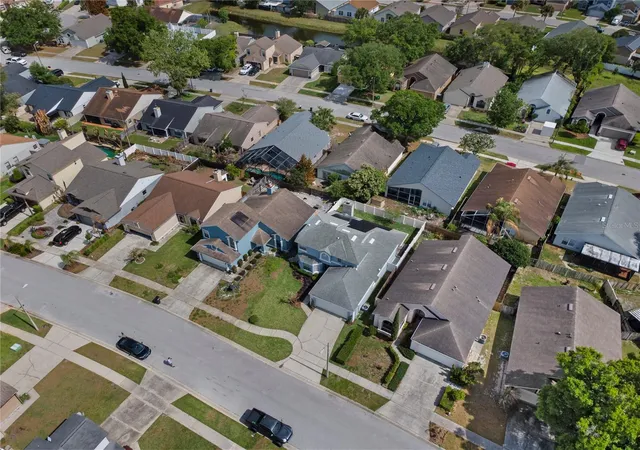 Homes for sale in Lake Mary, FL | 353 Lakebreeze Cir, Lake Mary, FL 32746 | MLS# O6399208