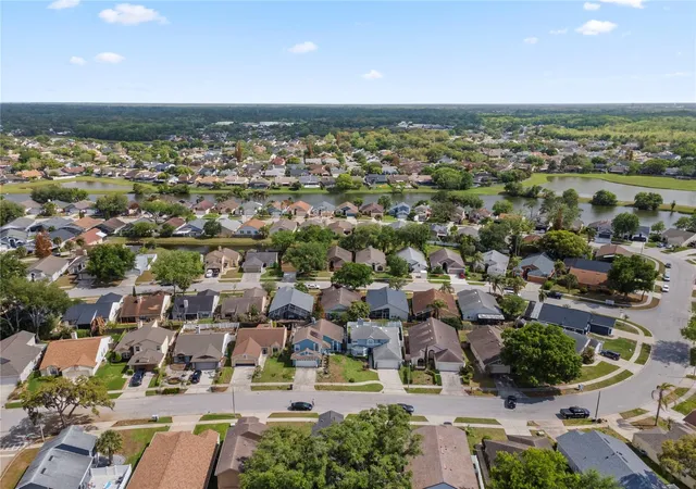 Homes for sale in Lake Mary, FL | 353 Lakebreeze Cir, Lake Mary, FL 32746 | MLS# O6399208