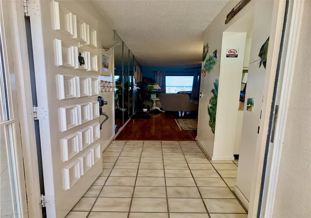 Photo 3 of Condo for sale at 6218 Palma Del Mar Blvd S #114, Saint Petersburg, FL 33715 | MLS# TB8497786 | Listing updated on 2026-09-13