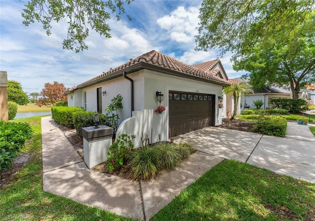 3rd image of 7665 Mount Carmel Dr, Orlando, FL 32835 | MLS# O6399223
