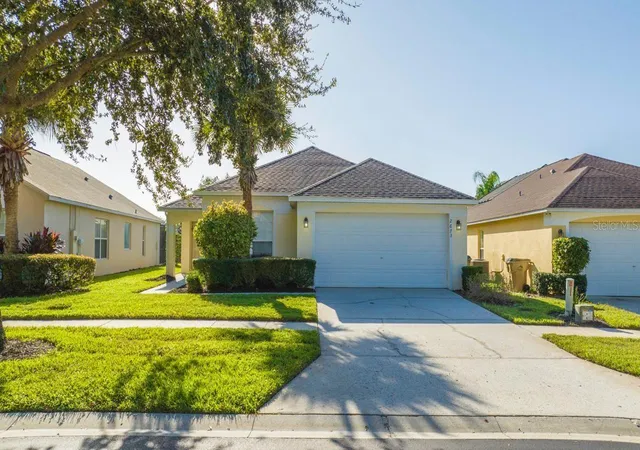Photo 1 of Single family home for sale at 2673 Emerald Is Blvd, Kissimmee, FL 34747 | MLS# S5147863 | Listing updated on 2026-10-02