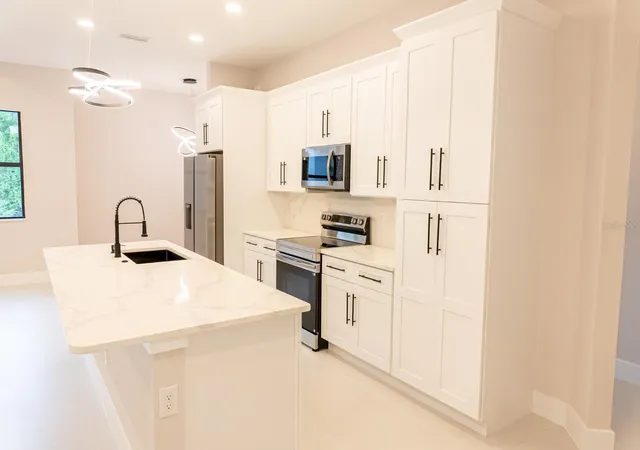 Photo 4 of Single family home for sale at 14284 Cedarwood Ave, Brooksville, FL 34614 | MLS# TB8497850 | Listing updated on 2026-09-22