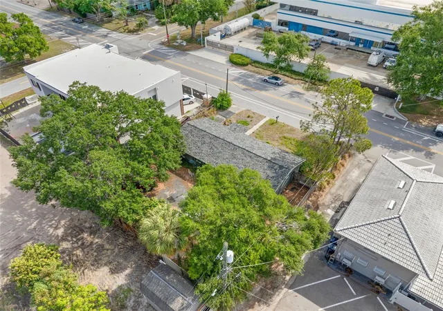 Photo 60 of Single family home for sale at 110 N Lincoln Ave, Tampa, FL 33609 | MLS# TB8497862 | Listing updated on 2026-09-08