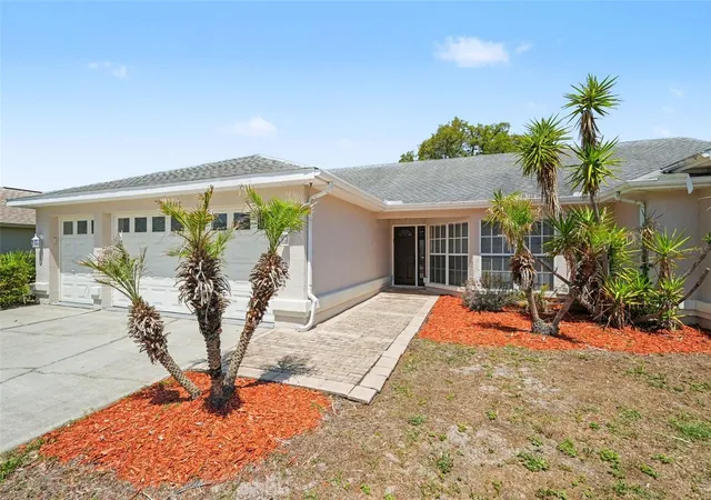 Photo 3 of Single family home for sale at 9389 Fox Holw Ln, Weeki Wachee, FL 34613 | MLS# O6399261 | Listing updated on 2026-07-10