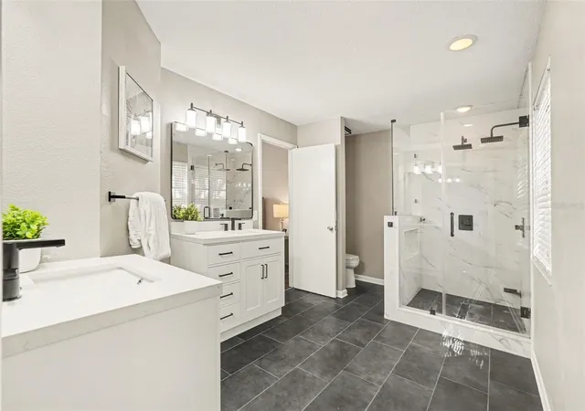 Photo 4 of Single family home for sale at 9758 Fox Holw Rd, Tampa, FL 33647 | MLS# TB8497890 | Listing updated on 2026-09-13