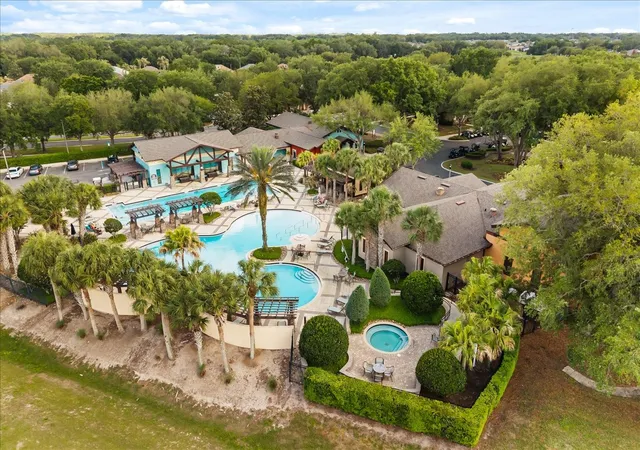 Photo 3 of Single family home for sale at 26921 White Plains Way, Leesburg, FL 34748 | MLS# G5111039 | Listing updated on 2026-08-12