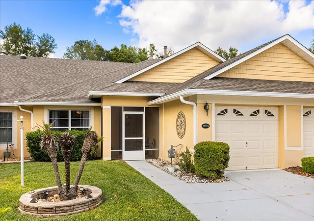 Photo 4 of House for sale at 26921 White Plains Way, Leesburg, FL 34748 | MLS# G5111039 | Listing updated on 2026-08-12