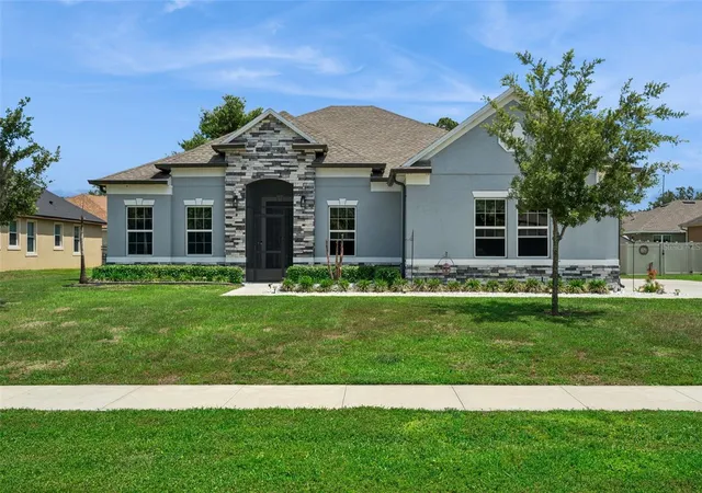 1st image of 714 Oaks Shores Rd, Leesburg, FL 34748 | MLS# G5111040