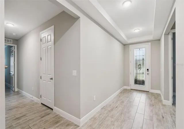 3rd image of 714 Oaks Shores Rd, Leesburg, FL 34748 | MLS# G5111040
