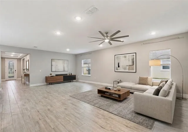 5th image of 714 Oaks Shores Rd, Leesburg, FL 34748 | MLS# G5111040