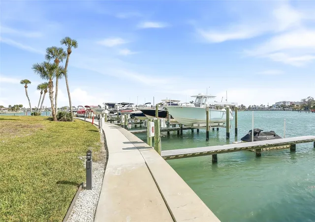 3rd image of 420 64Th Ave #602, St Pete Beach, FL 33706 | MLS# TB8497904