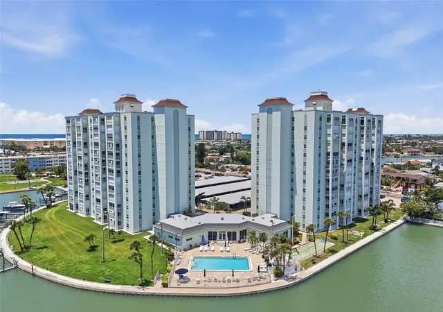 30th image of 420 64th Ave #602, St Pete Beach, FL 33706 | MLS# TB8497904