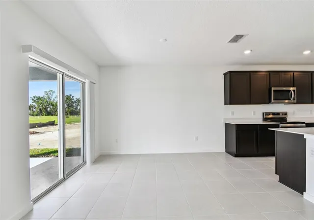 Photo 4 of Single family home for sale at 10818 Sapphire Breeze Cvs, Parrish, FL 34219 | MLS# TB8497927 | Listing updated on 2026-10-09