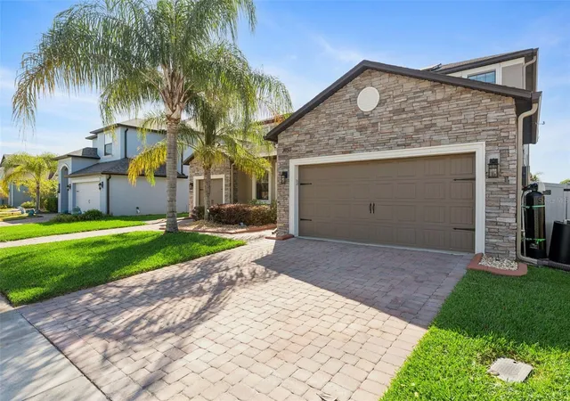 3rd image of 2850 Spring Breeze Wy, Kissimmee, FL 34744 | MLS# S5147876