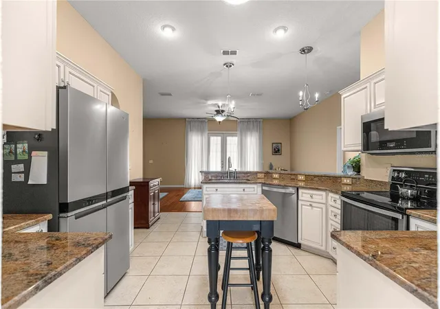 Photo 3 of Single family home for sale at 12271 SE 175th Lane, Summerfield, FL 34491 | MLS# OM722835 | Listing updated on 2026-09-13