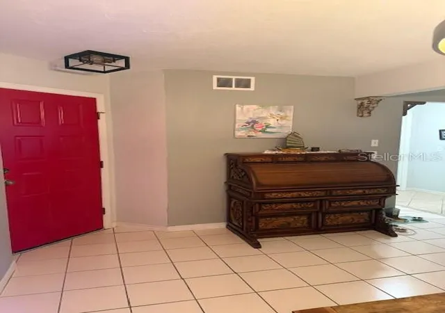 3rd image of 823 Long Meadow Ct, Port Orange, FL 32127 | MLS# TB8497974