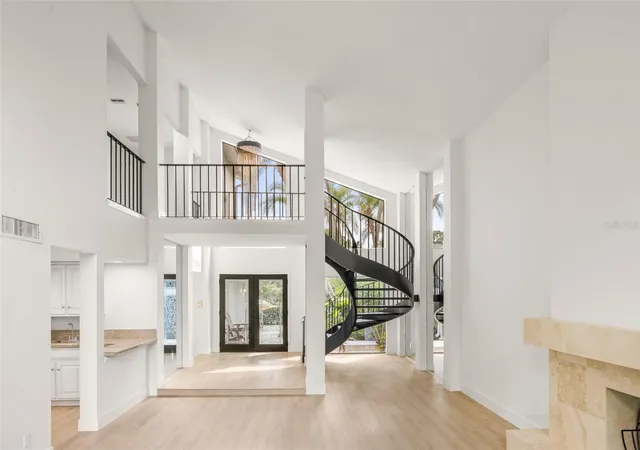 3rd image of 2668 Concorde Ct, Clearwater, FL 33761 | MLS# TB8497991