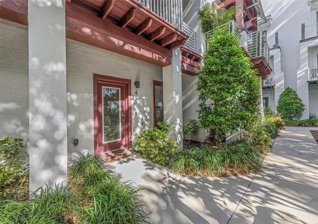 3rd image of 946 Highland Ave #45, Dunedin, FL 34698 | MLS# TB8498011
