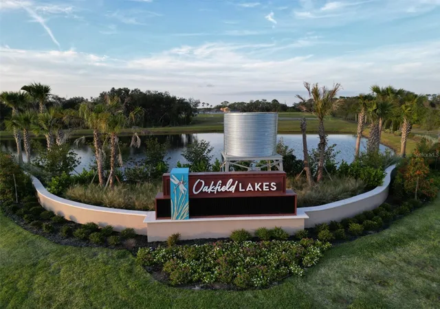 Homes for sale in Parrish, FL | 10870 Curving Creek Loop, Parrish, FL 34219 | MLS# TB8498022