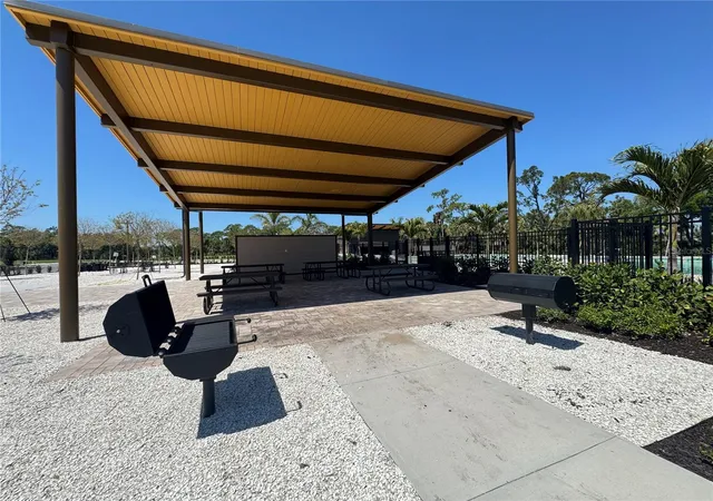 Homes for sale in Parrish, FL | 10870 Curving Creek Loop, Parrish, FL 34219 | MLS# TB8498022
