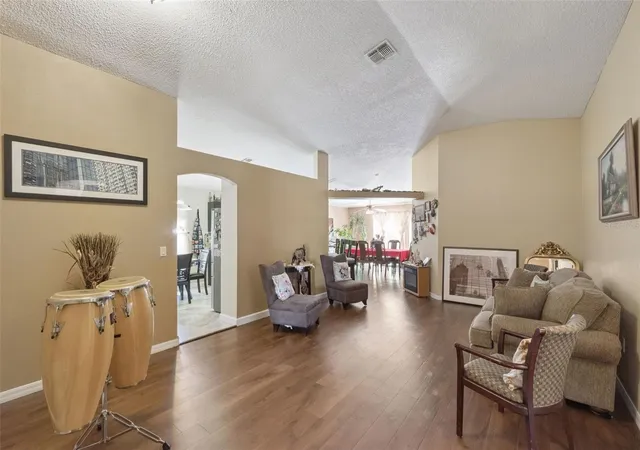 Photo 3 of Single family home for sale at 1504 Fort Meade Pl, Kissimmee, FL 34759 | MLS# O6399399 | Listing updated on 2026-10-07