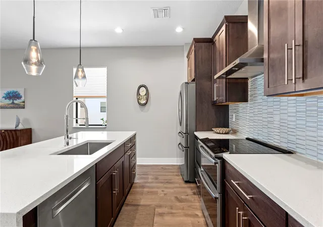Photo 4 of Townhouse for sale at 2521 11th Place N, Saint Petersburg, FL 33713 | MLS# TB8498034 | Listing updated on 2026-09-01