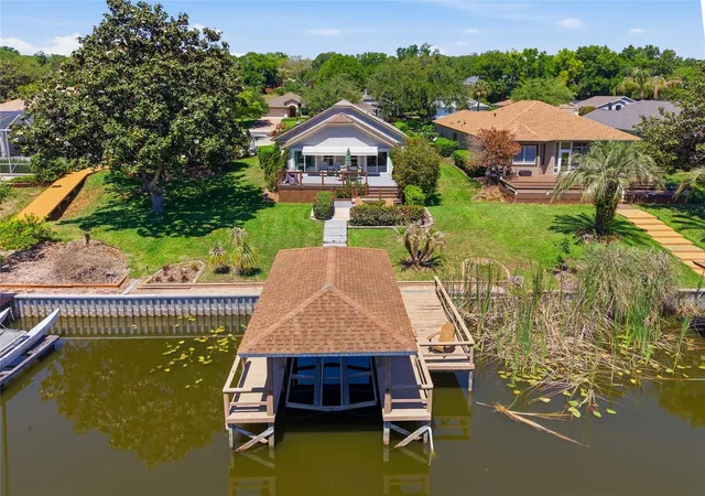 3rd image of 6120 Landings Blvd, Lady Lake, FL 32159 | MLS# OM722856