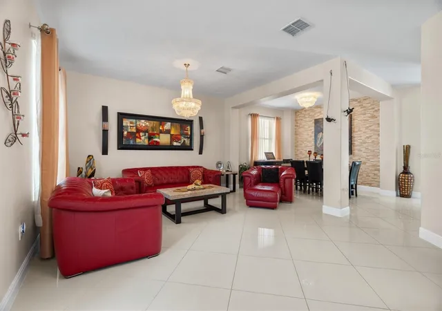 5th image of 12955 Moss Park Ridge Dr, Orlando, FL 32832 | MLS# O6399409