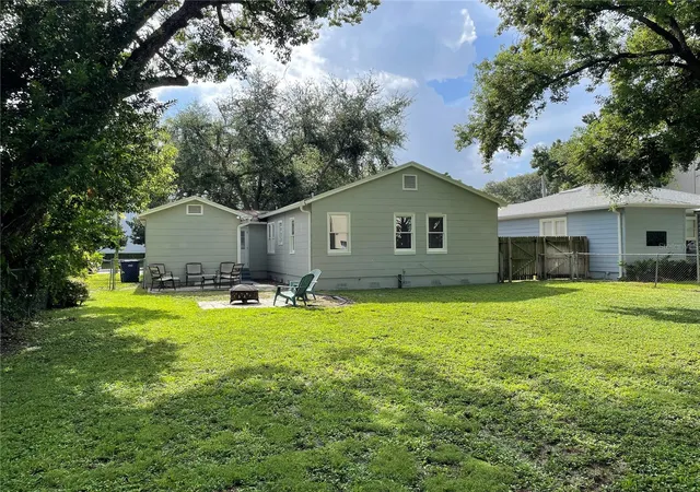 4th image of 303 S Audubon Ave, Tampa, FL 33609 | MLS# TB8498054