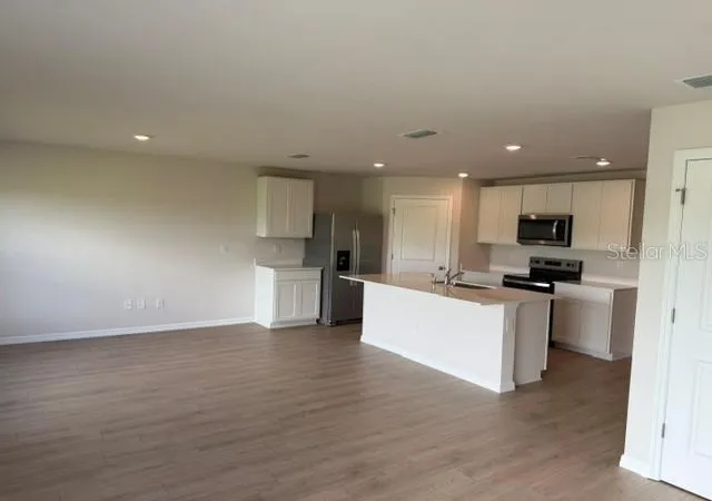 Photo 2 of Sale Pending at 12423 Hopscotch Ave, Parrish, FL 34219 | MLS# A4690167 | Listing updated on 2026-10-05