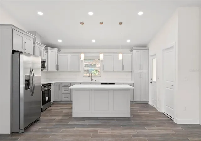 5th image of 5062 80th Lane N, Saint Petersburg, FL 33709 | MLS# TB8498067