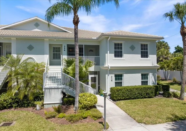 1st image of 300 Gardens Edge Dr #324, Venice, FL 34285 | MLS# N6143922