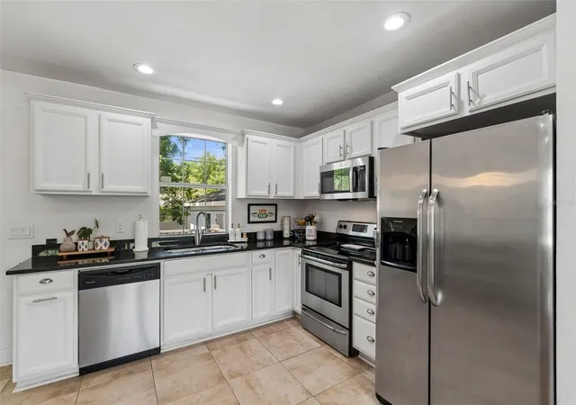 Homes for sale in Tampa, FL | 2801 S Manhattan Ave, Tampa, FL 33629 | MLS# TB8498103