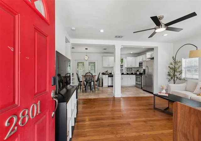 Homes for sale in Tampa, FL | 2801 S Manhattan Ave, Tampa, FL 33629 | MLS# TB8498103
