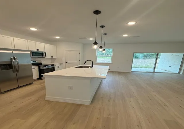 Photo 4 of Single family home for sale at 1659 W Belen Dr, Dunnellon, FL 34434 | MLS# O6399448 | Listing updated on 2026-07-22