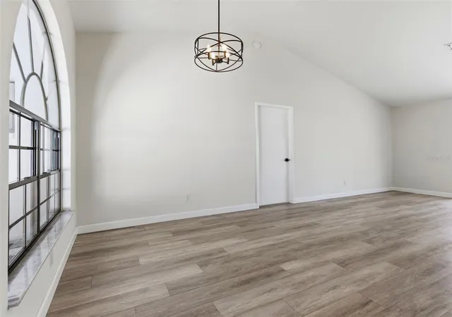 5th image of 8452 Yearling Ln, New Port Richey, FL 34653 | MLS# TB8498111