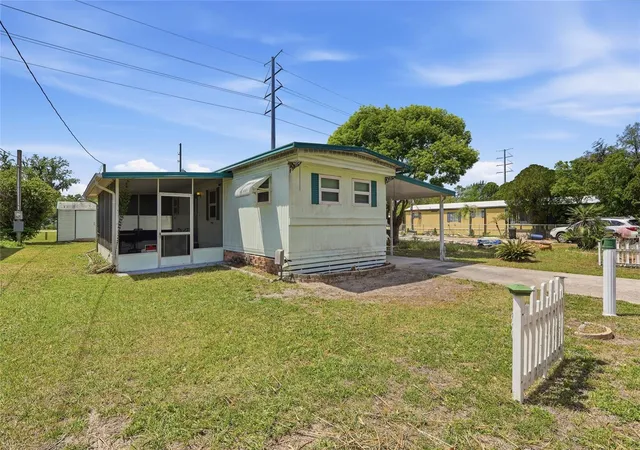Homes for sale in Zephyrhills, FL | 37622 March Ln, Zephyrhills, FL 33541 | MLS# TB8498133