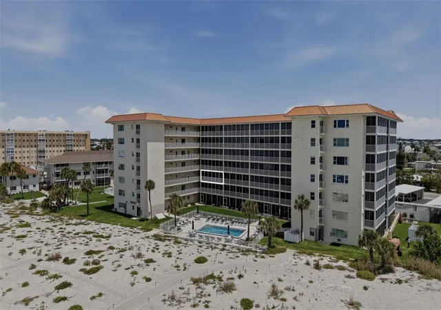 Photo 2 of Condo for sale at 1150 Tarpon Ctr Dr #304, Venice, FL 34285 | MLS# N6143925 | Listing updated on 2026-09-17