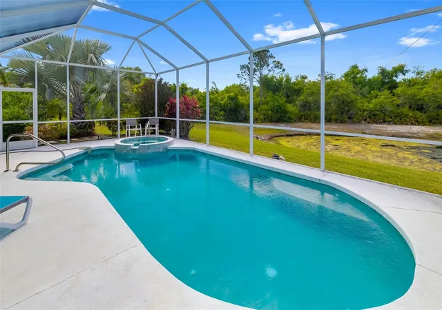 Photo 4 of Single family home for sale at 6413 Grand Point Ave, Bradenton, FL 34201 | MLS# A4690205 | Listing updated on 2026-09-01
