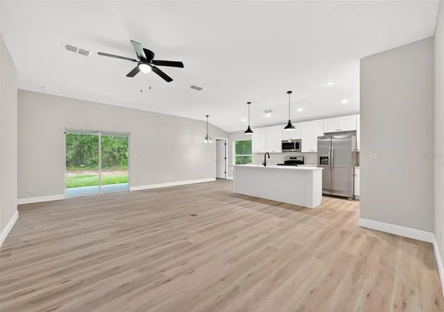 Photo 3 of Single family home for sale at 2132 Pine Meadows Golf Crse Rd, Eustis, FL 32726 | MLS# O6399502 | Listing updated on 2026-06-16