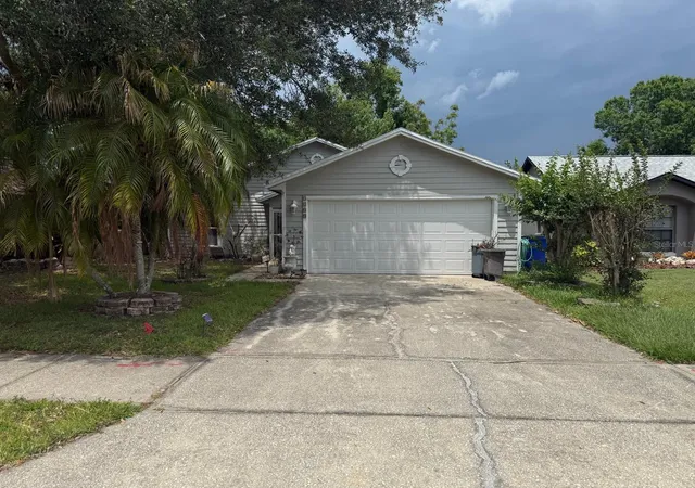 Photo 1 of Single family home for sale at 4100 Natchez Tr Dr, St Cloud, FL 34769 | MLS# S5147910 | Listing updated on 2026-09-20
