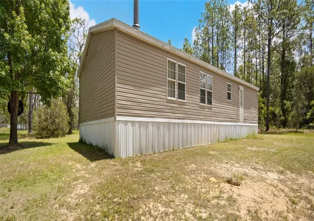 Homes for sale in Morriston, FL | 14050 Se 20 St, Morriston, FL 32668 | MLS# OM722884