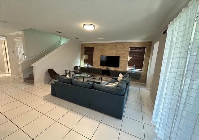 Photo 4 of Single family home for sale at 1718 Caribbean View Ter, Kissimmee, FL 34747 | MLS# O6399527 | Listing updated on 2026-04-16