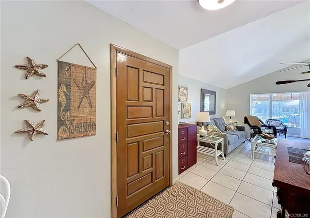 5th image of 5198 S Riverview Cir, Homosassa, FL 34448 | MLS# W7884868