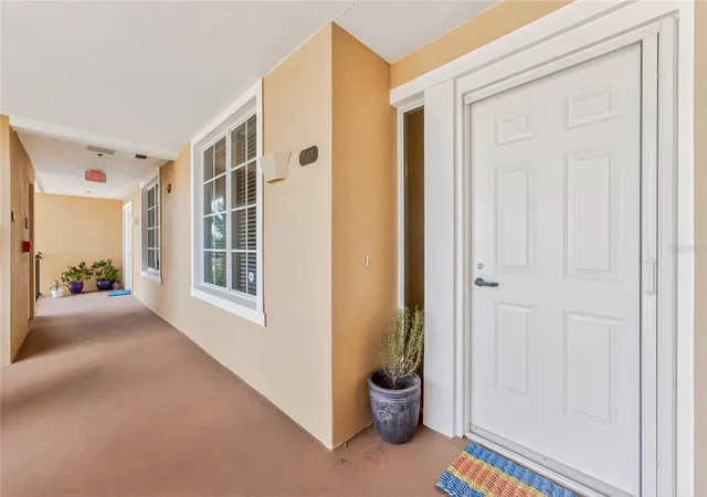2nd image of 167 Tampa Ave E #513, Venice, FL 34285 | MLS# N6143927
