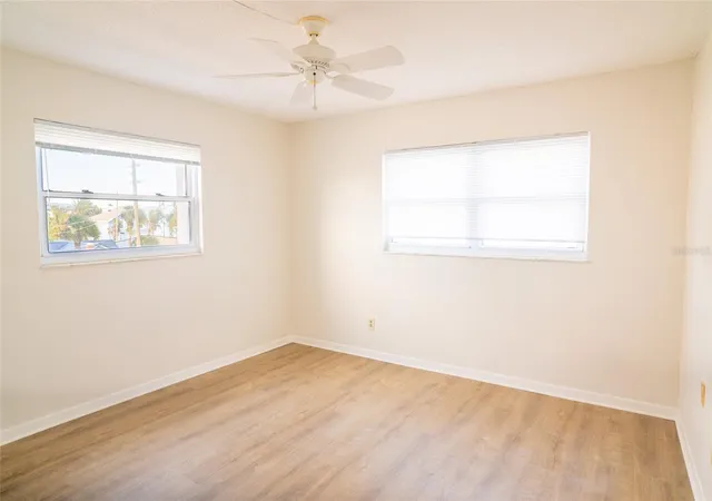 5th image of 403 Gulf Wy #304, St Pete Beach, FL 33706 | MLS# TB8498204